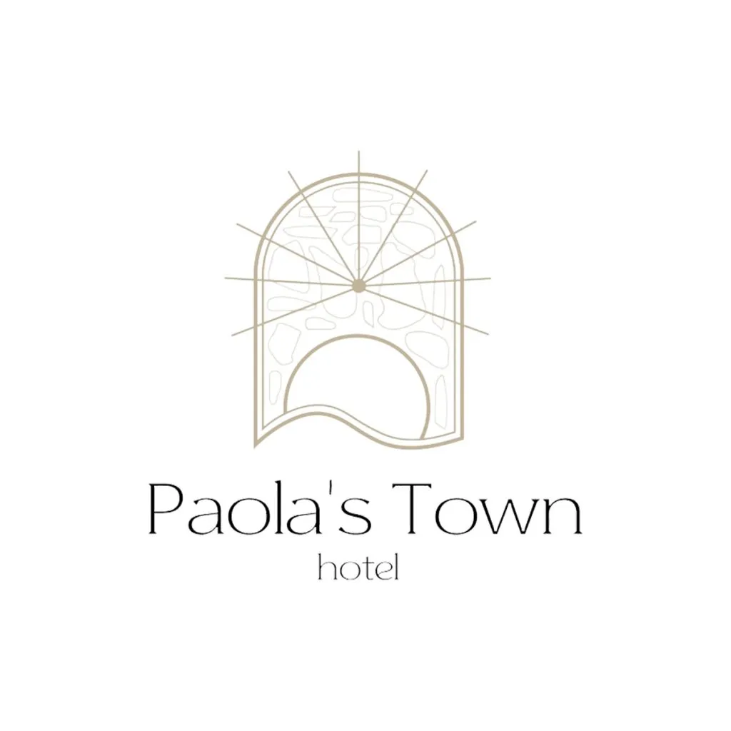 Paola's Town Hotel